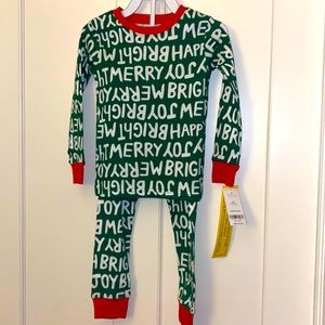NWT Carter’s BRIGHT HAPPY MERRY snug fit cotton holiday pj set size 3T ❤️💚🤍